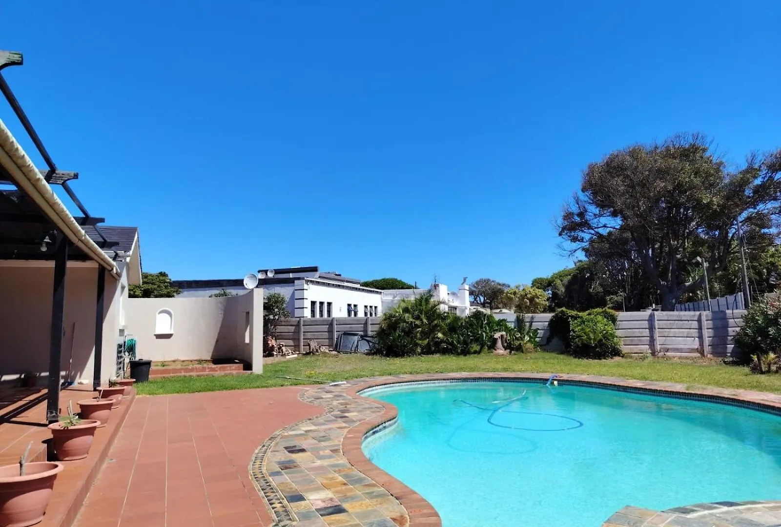 La Maison On 37 Admiralty , Summerstrand Port Elizabeth Bed & Breakfast