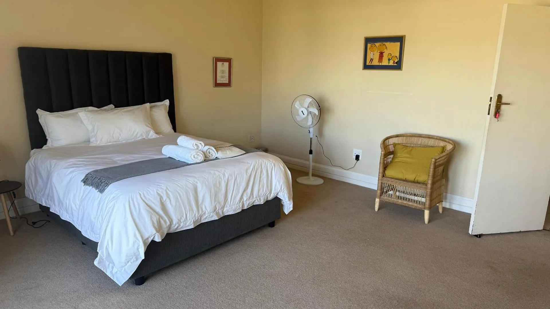 La Maison On 37 Admiralty , Summerstrand Port Elizabeth 0*,  Zuid-Afrika